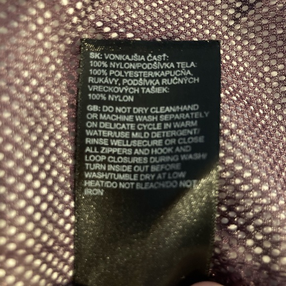 The North Face Purple Women’s Large Windbreaker Jacket - Picture 7 of 7